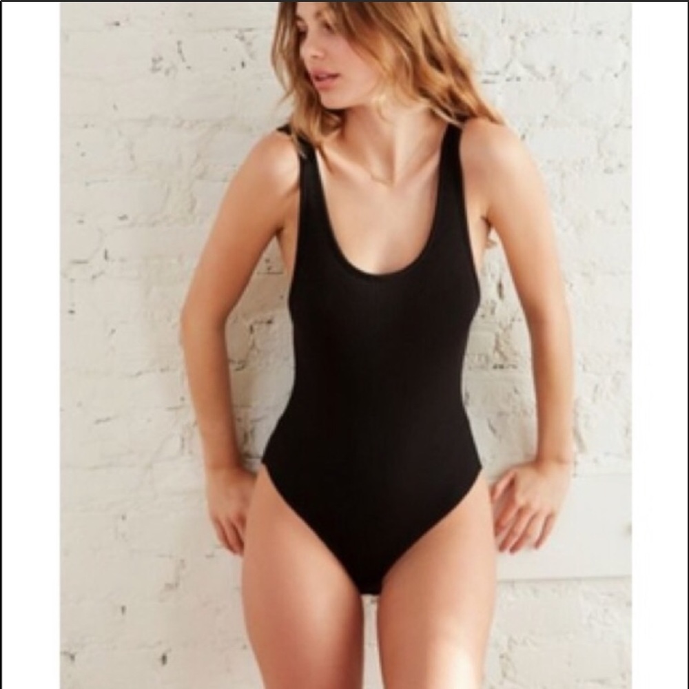 Ribbed Black Bodysuit
